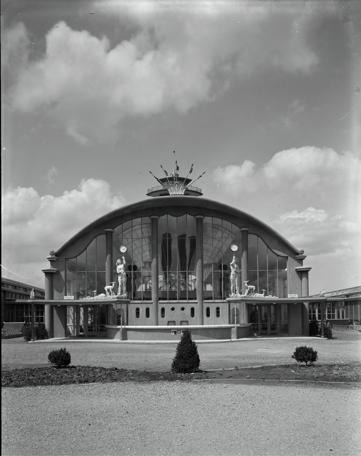 De Rivièrahal bij de opening in 1940