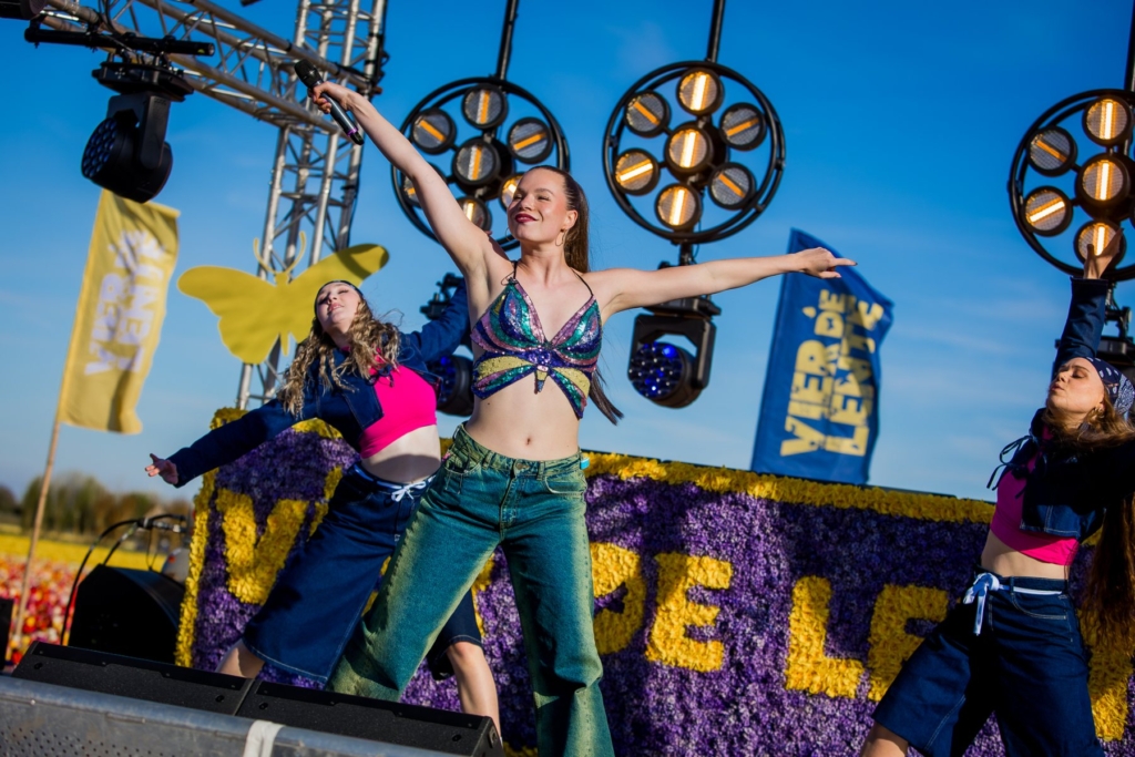 Jong talent op het podium van Vier de Lente Festival